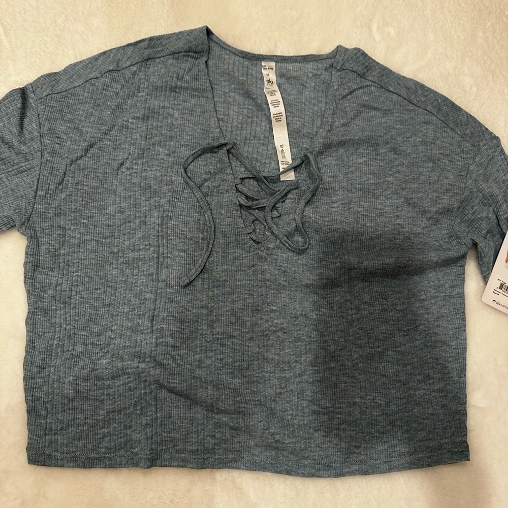 ALO Yoga blue Short Sleeve Top - Picture 2 of 8